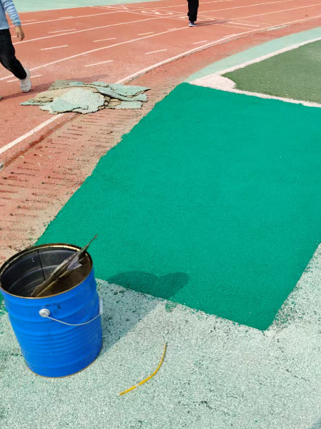 江门球场翻新修补改造专项服务介绍